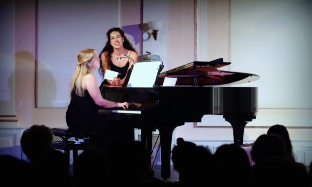 Asszonysors – Nők egy nőről